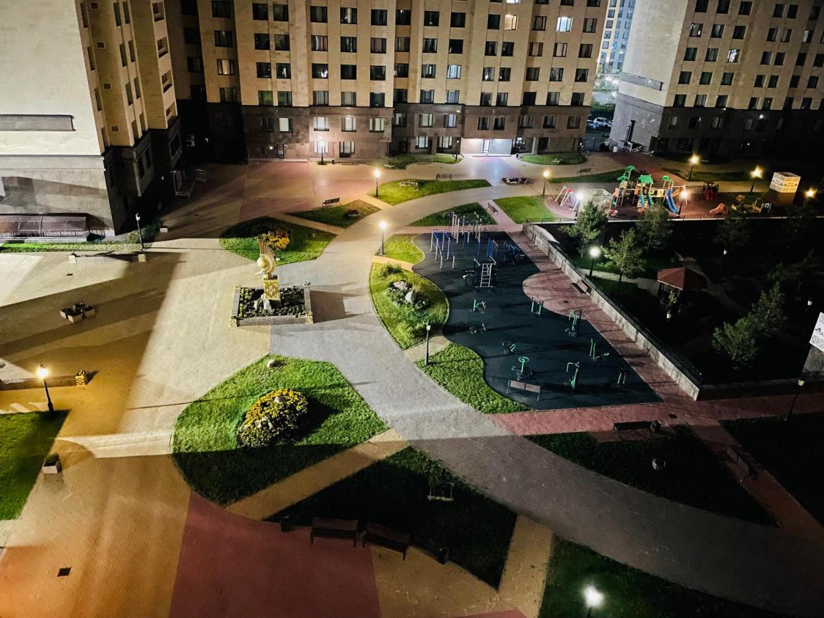 Квартира в центре Нур-Султана Астана Екстер'єр фото